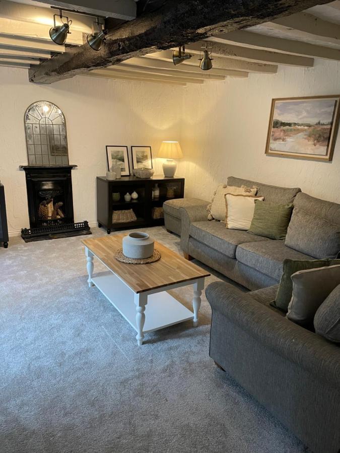 Canalside Cottage In The Heart Of Llangollen. 外观 照片